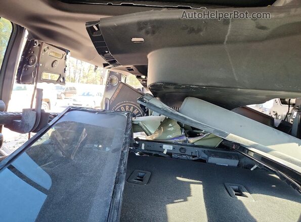 1GNSKDKD6PR470976 2023 CHEVROLET SUBURBAN Черный Вид задних сидений