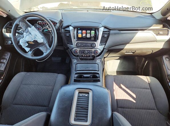 1GNSKFEC5JR372933 2018 CHEVROLET TAHOE Черный Вид панели приборов