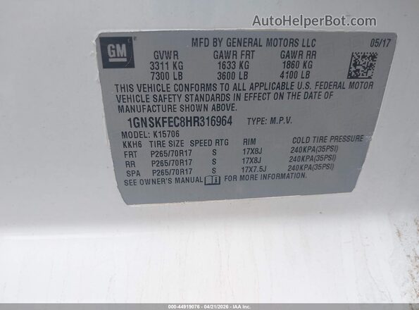1GNSKFEC8HR316964 2017 CHEVROLET TAHOE White Vista del compartimento del motor