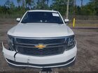 2016 Chevrolet Suburban Lt Белый vin: 1GNSKHKC8GR225501
