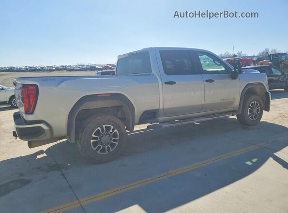 1GT49SEY9PF213375 2023 GMC SIERRA Серебряный Задняя правая четверть