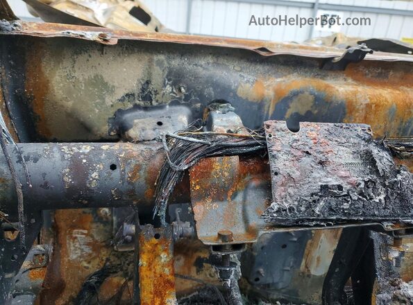 1GT4UME70TF131613 2026 GMC SIERRA Пожар Вид щитка приборов