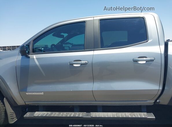 1GTP1BEK2S1115259 2025 GMC CANYON Gray Widok wnętrza 360 stopni
