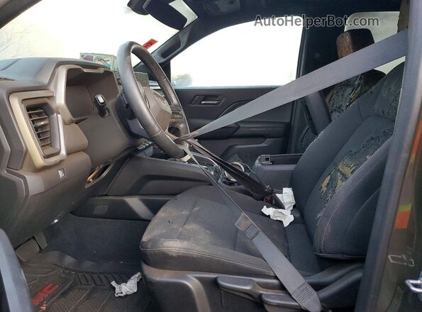 1GTP6BEKXR1152068 2024 GMC CANYON Зеленый Вид салона спереди