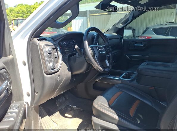 1GTP9EEL5MZ300252 2021 GMC SIERRA Белый Вид салона спереди