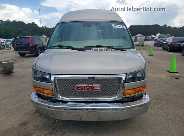 1GTW7AFG2L1178118 2020 GMC SAVANA Tan Widok z przodu
