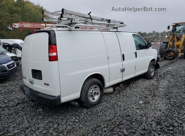 1GTW7AFP5M1156017 2021 GMC SAVANA White Trasero derecho