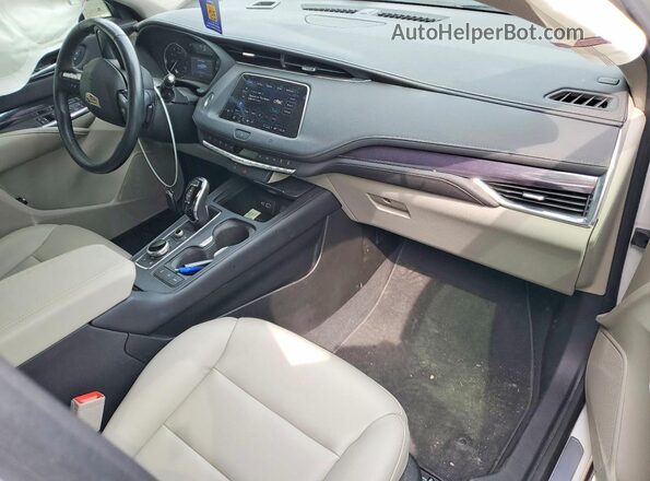 1GYAZAR44MF035367 2021 CADILLAC XT4 Белый Вид панели приборов