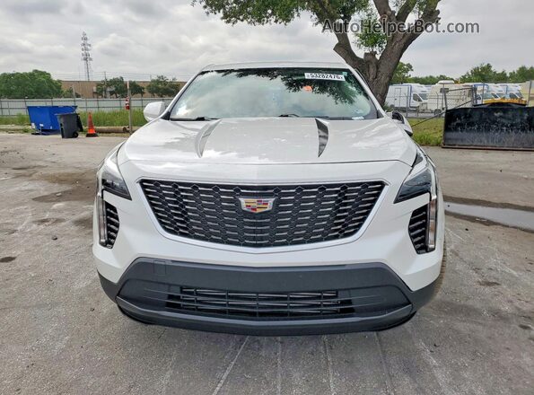 1GYAZAR44MF035367 2021 CADILLAC XT4 Белый Вид спереди