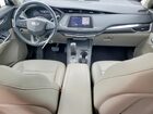 2019 Cadillac Xt4 Luxury White vin: 1GYAZAR45KF134891