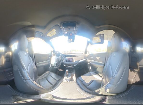1GYFZDR44KF120004 2019 CADILLAC XT4 Silver Widok wnętrza 360 stopni