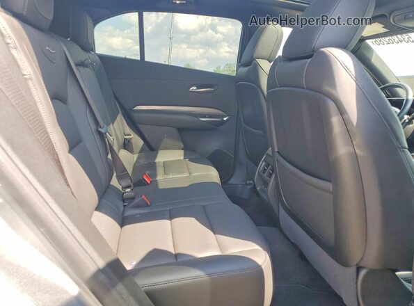 1GYFZDR45SF109853 2025 CADILLAC XT4 Gray Vista interior trasera