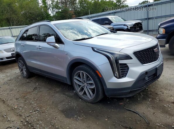 1GYFZER46LF102045 2020 CADILLAC XT4 Silver Delantero derecho