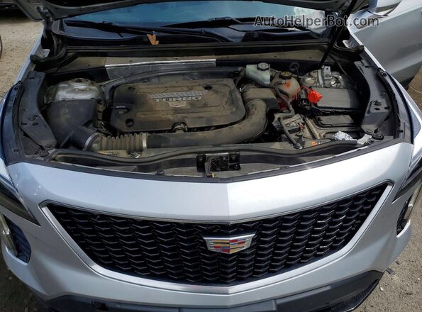 1GYFZER46LF102045 2020 CADILLAC XT4 Silver Vista del compartimento del motor