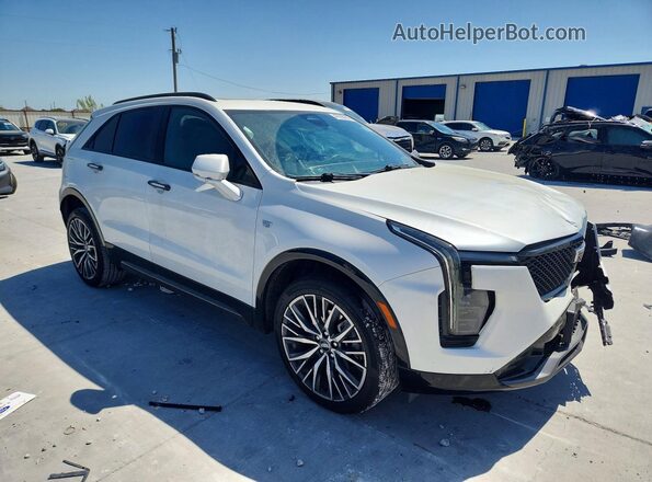 1GYFZER46RF167471 2024 CADILLAC XT4 Белый Передняя правая четверть