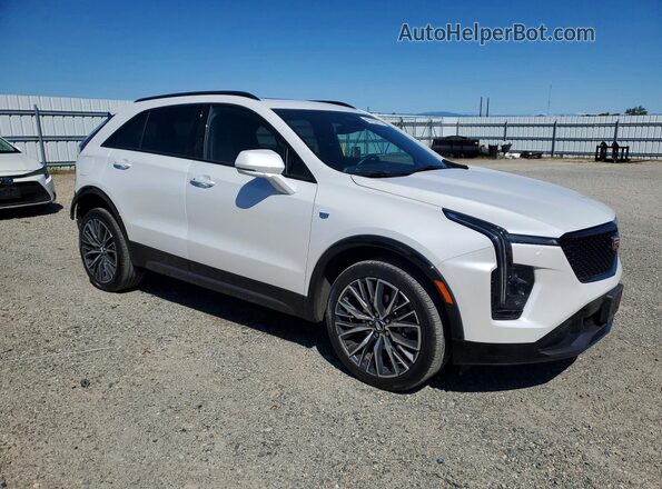 1GYFZFR43RF181172 2024 CADILLAC XT4 Белый Передняя правая четверть