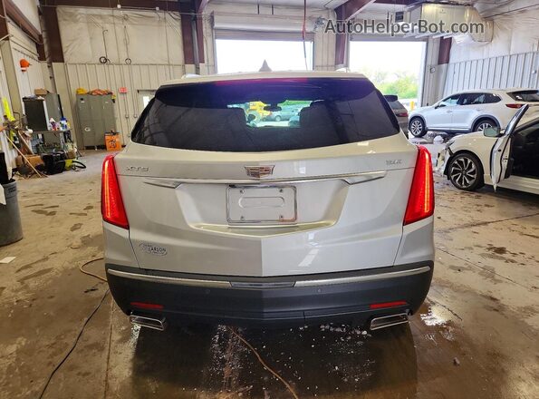 1GYKNARS2KZ213934 2019 CADILLAC XT5 Silver Widok z tyłu