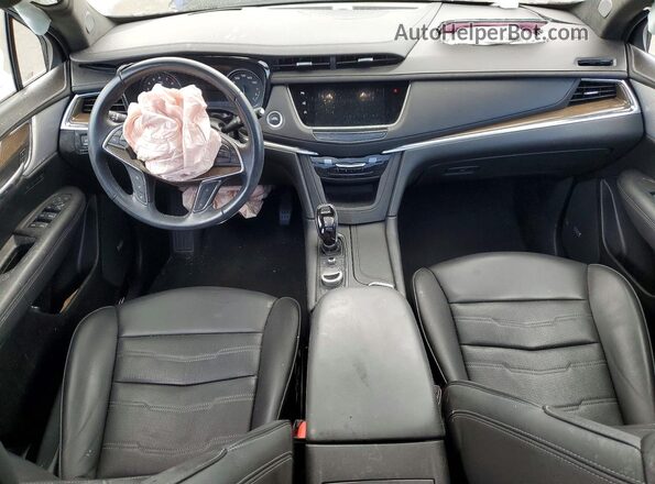 1GYKNFRS0RZ705904 2024 CADILLAC XT5 Белый Вид панели приборов