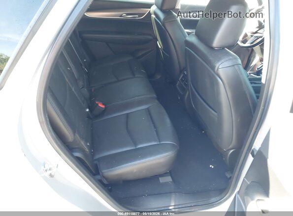 1GYKNFRS3JZ231483 2018 CADILLAC XT5 Серебряный Вид наклейки с VIN-кодом