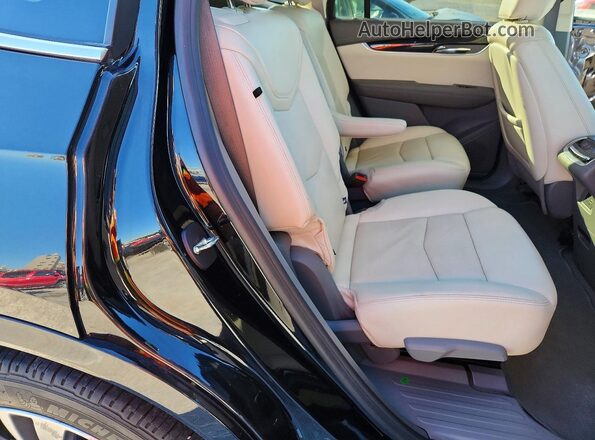 1GYKPCRS8LZ201956 2020 CADILLAC XT6 Черный Вид задней части салона