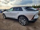 2024 Cadillac Lyriq Luxury White vin: 1GYKPSRLXRZ113065