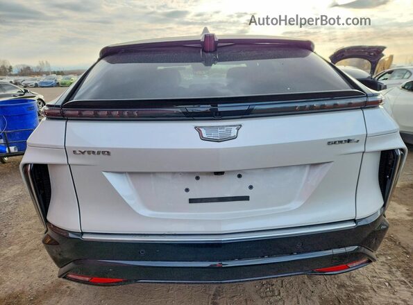 1GYKPSRLXRZ113065 2024 CADILLAC OTHER White Vista trasera