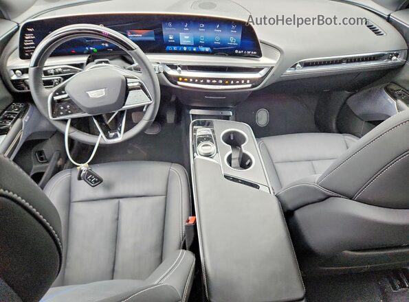 1GYKPWRL4SZ313663 2025 CADILLAC OTHER Черный Вид панели приборов