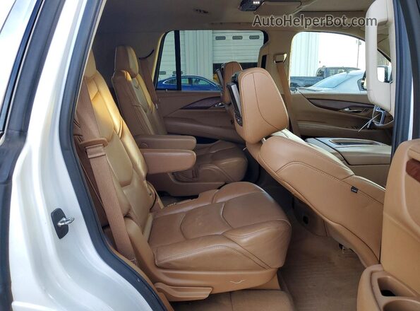 1GYS4DKJ5GR431069 2016 CADILLAC ESCALADE White Widok wnętrza z tyłu