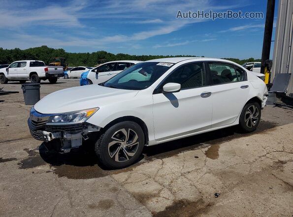 1HGCR2F31HA158399 2017 HONDA ACCORD White Przód lewy