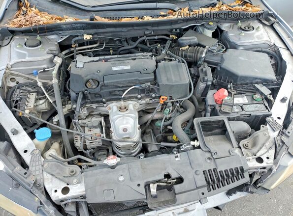 1HGCR2F38GA048982 2016 HONDA ACCORD Silver Widok wnętrza z tyłu