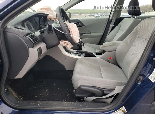 1HGCR2F39HA066716 2017 HONDA ACCORD Синий Вид салона спереди