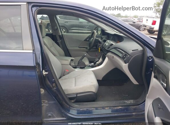 1HGCR2F3XHA094430 2017 HONDA ACCORD Синий Вид салона спереди
