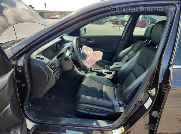 1HGCR2F54HA132011 2017 HONDA ACCORD Черный Вид салона спереди