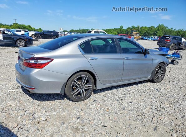 1HGCR2F57HA160675 2017 HONDA ACCORD Silver Tył prawy