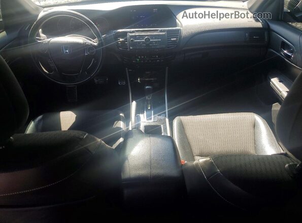 1HGCR2F59HA012804 2017 HONDA ACCORD Серый Вид панели приборов