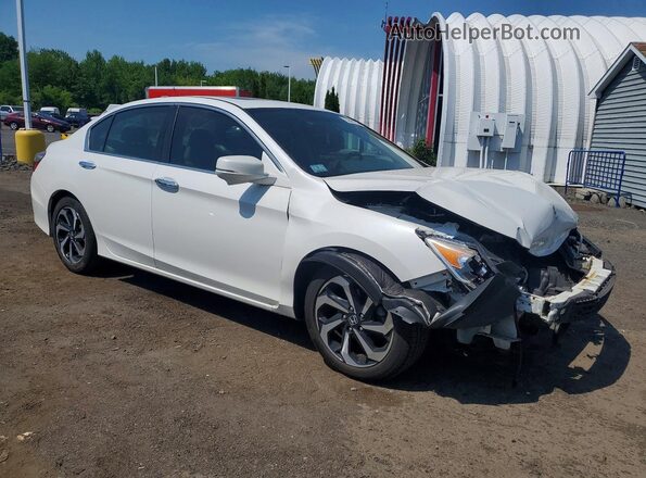 1HGCR2F71HA020512 2017 HONDA ACCORD White Przód prawy