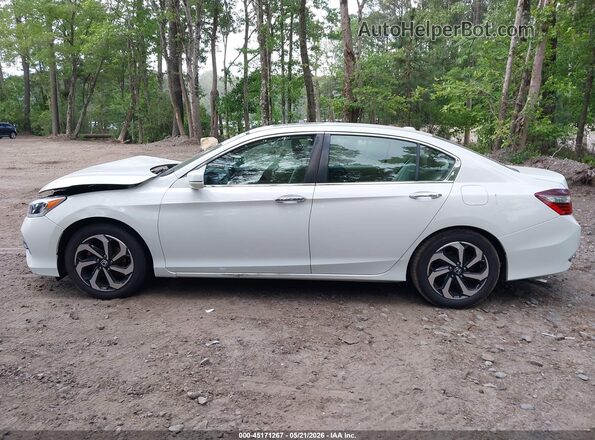 1HGCR2F77HA155414 2017 HONDA ACCORD White Vista interior de 360 grados