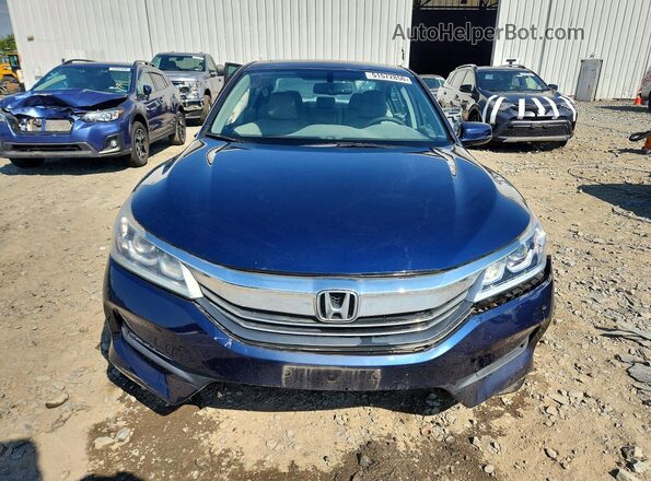1HGCR2F85HA094010 2017 HONDA ACCORD Blue Widok z przodu