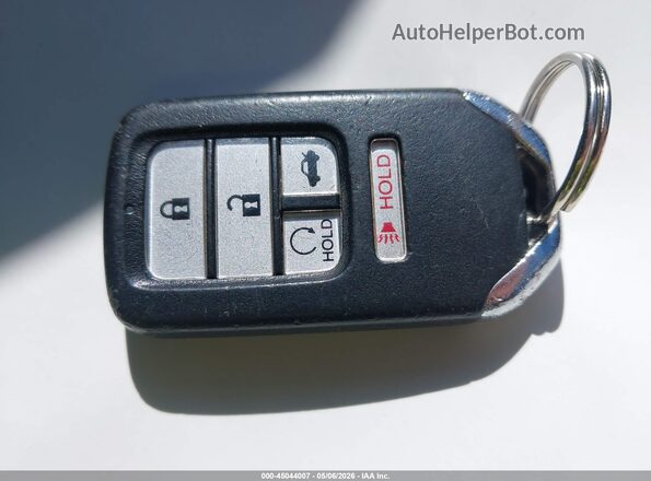 1HGCR2F99GA160176 2016 HONDA ACCORD Белый Вид панели приборов