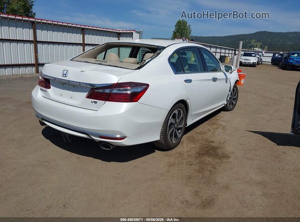 1HGCR3F89GA032811 2016 HONDA ACCORD Белый Задняя правая четверть