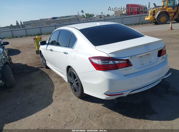 1HGCR3F94GA026682 2016 HONDA ACCORD White Rear left