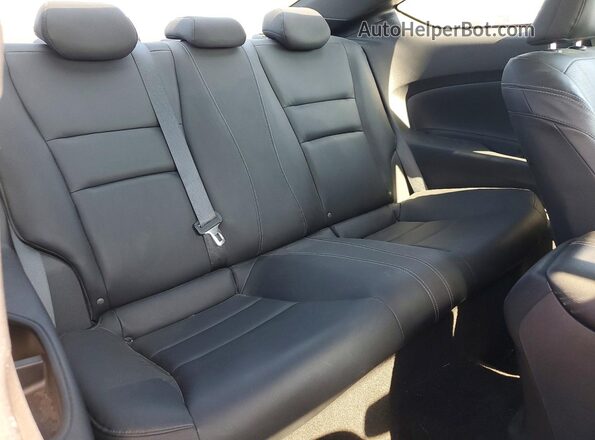 1HGCT1B87GA009815 2016 HONDA ACCORD Black Widok tylnych siedzeń