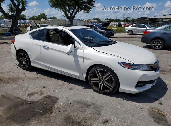 1HGCT2B08HA004642 2017 HONDA ACCORD White Delantero derecho
