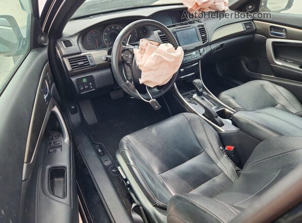 1HGCT2B08HA005595 2017 HONDA ACCORD Черный Вид панели приборов