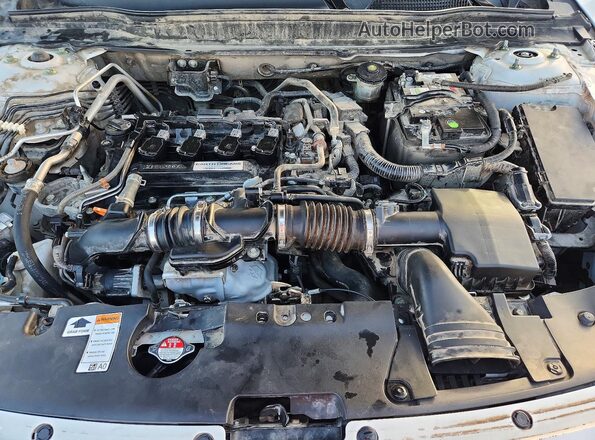 1HGCV1F13KA088786 2019 HONDA ACCORD Белый Вид задней части салона