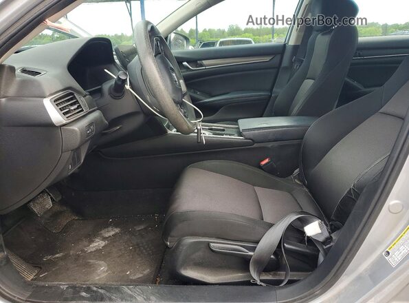 1HGCV1F16JA196852 2018 HONDA ACCORD Silver Вид салону спереду