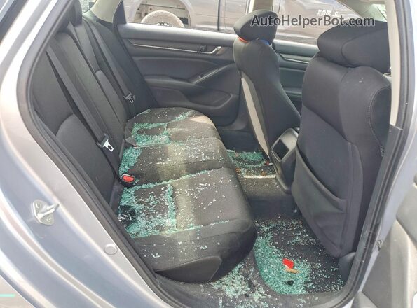 1HGCV1F16MA116468 2021 HONDA ACCORD Silver Widok tylnych siedzeń