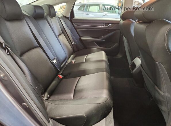 1HGCV1F17KA140811 2019 HONDA ACCORD Gray Widok tylnych siedzeń