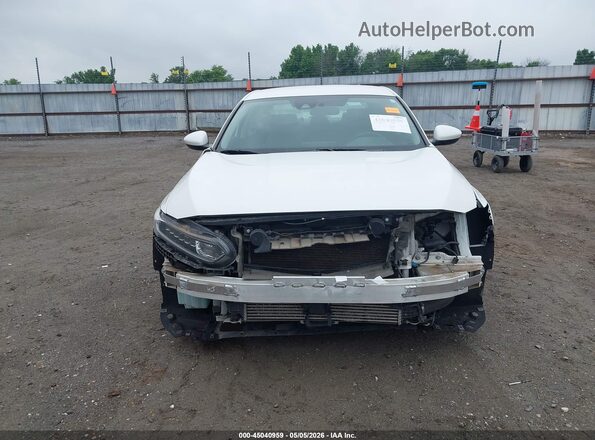 1HGCV1F18JA213604 2018 HONDA ACCORD Белый Вид спереди