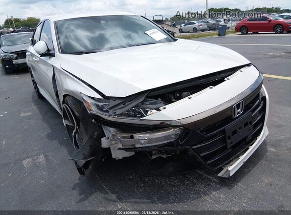 1HGCV1F33KA082181 2019 HONDA ACCORD White Front view